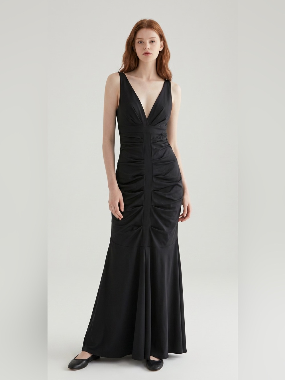 Xscape by Joanna Chen Black V-Neck Ruched Trumpet MaxiDress. Glam. Party 12